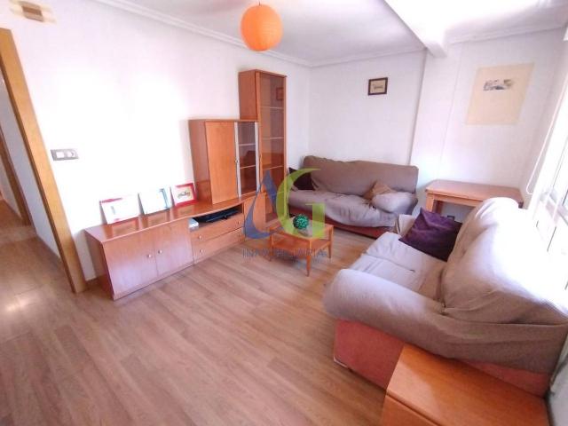Piso en Venta en San Mamés La Palomera