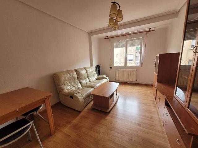 Piso en Venta en San Millán Ayuntamiento