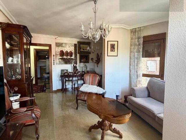 Piso en Venta en San Pablo y Santa Marina