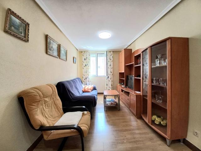 Piso en Venta en San Pedro y San Felices