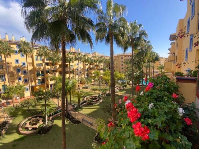Piso en Venta en San Pedro de Alcántara pueblo