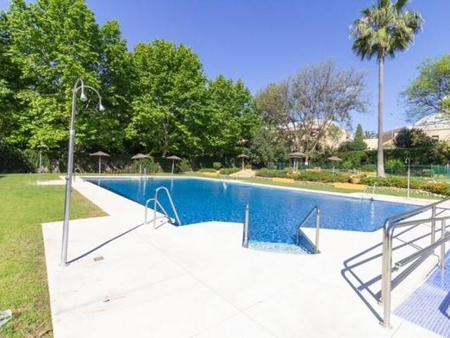 Piso en Venta en San Pedro de Alcántara pueblo