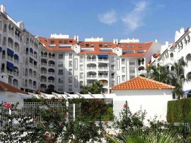 Piso en Venta en San Pedro de Alcántara pueblo
