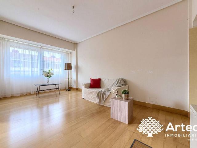 Piso en Venta en San Pedro de Deusto La Ribera