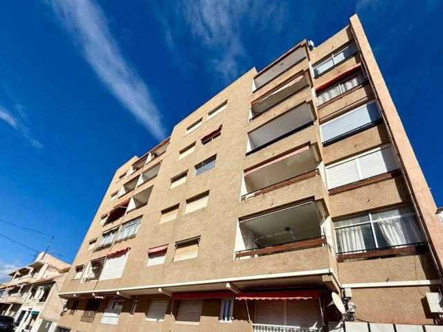 Piso en venta en San Pedro del Pinatar, Lo Pagán. Has visto el vídeo?nbspNecesitas el 100?nbspPiso fresco y muy luminoso, con tres orientaciones y ventilación cruzada, situado a po. Pisos San Pedro.