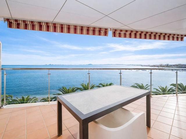 Piso en venta en San Pedro del Pinatar, Los Cuarteros. APARTAMENTO EN PRIMERA LIacuteNEA DE PLAYAampnbspCON TERRAZA CON VISTAS AL MAR EN SAN PEDRO DEL PINATARVIVIENDA REF AJ049CARACTERI. Pisos San.