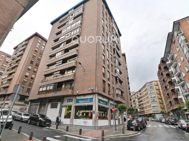 Piso en Venta en Santutxu Basarrate