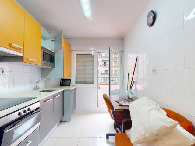 Piso en Venta en Santutxu Basarrate