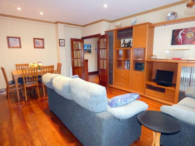 Piso en Venta en Santutxu Basarrate