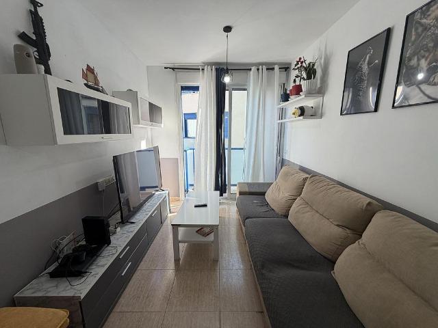 Piso en venta en Sant Carles de la Ràpita, de 59 m² 3 habitaciones por 139.900