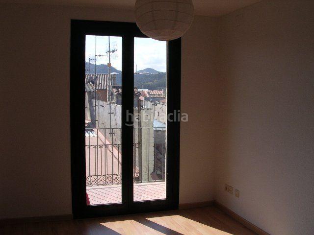 Piso en venta en Sant Celoni. Buena oportunidad por ubicacion. Pisos Sant.