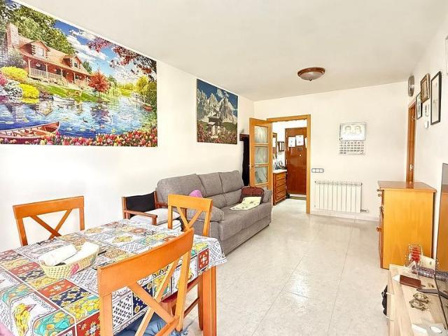 Piso en venta en Sant Celoni, de 68 m² 3 habitaciones por 239.800