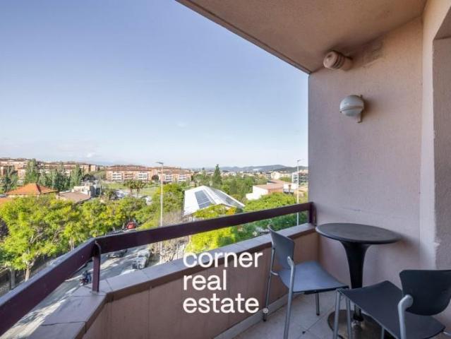 Piso en venta en Sant Cugat del Vallès, Centre Estació