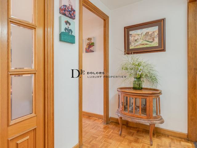 Piso en venta en Sant Cugat del Vallès, Sant Domènec. Piso de 4 habitaciones en venta en Sant Domènec. Pisos Sant Cugat del.