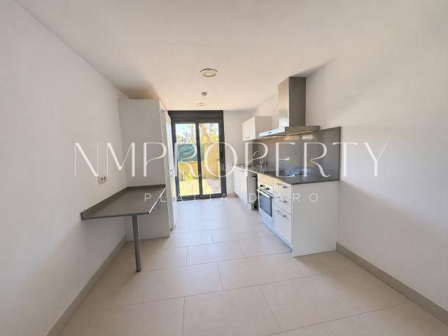 Piso en venta en Sant Antoni de Calonge, Sant Antoni Costa Brava. Exclusiva Planta Baja con Jardín y Piscina en Sant Antoni de Calonge. Pisos Sant Antoni de.