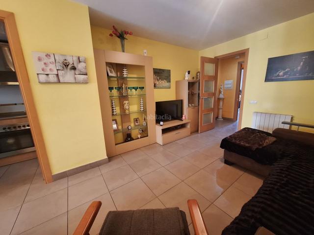 Piso en venta en Sant Andreu de la Barca. Piso seminuevo con terraza de 45 m2. Pisos Sant Andreu de la.