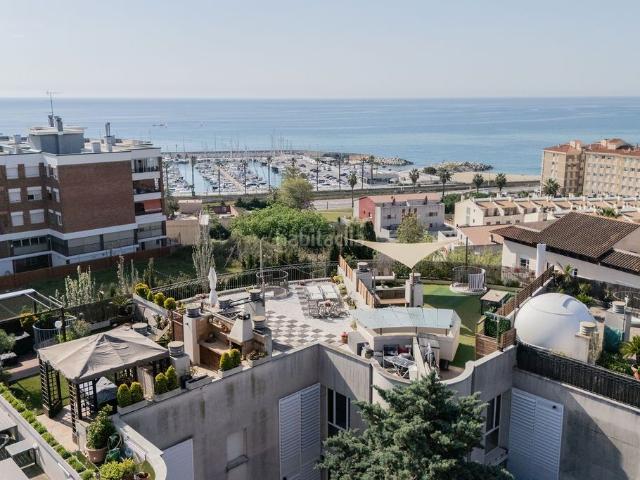 Piso en venta en Sant Andreu de Llavaneres, El Balís. Ático dúplex frente al mar en Llavaneres con terraza y piscina. Pisos Sant Andreu de.