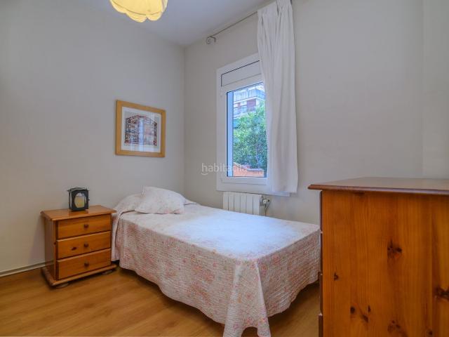 Piso en venta en Sant Boi de Llobregat, Vinyets Molí Vell. Piso con ascensor junto a Plaza Cataluña. Pisos Sant Boi de.