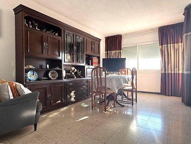 Piso en venta en Sant Boi de Llobregat, Vinyets Plaza Catalunya