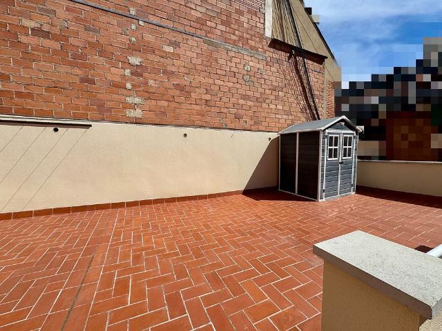 Piso en venta en Sant Boi de Llobregat, de 120 m² 4 habitaciones por 349.000