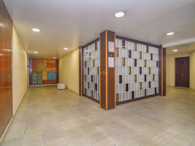 Piso en venta en Sant Boi de Llobregat, Marianao. Piso de 2 habitaciones con terraza en la ronda sant ramon. Pisos Sant Boi de.