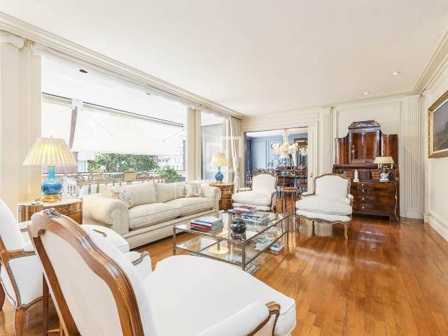 Piso en Venta en Sant Gervasi Galvany