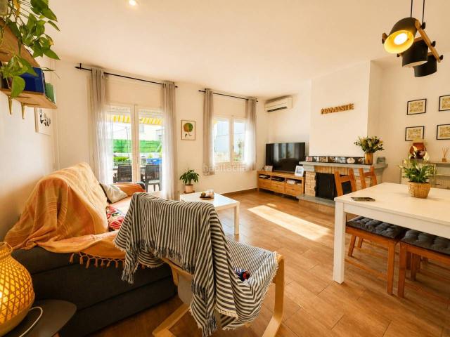 Piso en venta en Sant Feliu de Guíxols, Vilartagues Tueda de Dalt Costa Brava. Apartamento reformado con espectacular terraza de 70 m en Vilartagues. Pisos Sant Feliu de.