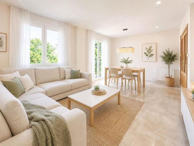 Piso en venta en Sant Feliu de Guíxols, de 120 m² 4 habitaciones por 365.000