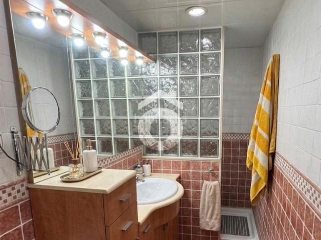 Piso en venta en Sant Feliu de Llobregat, Roses Castellbell. Increíble oportunidad en zona muy cotizada. Pisos Sant Feliu de.