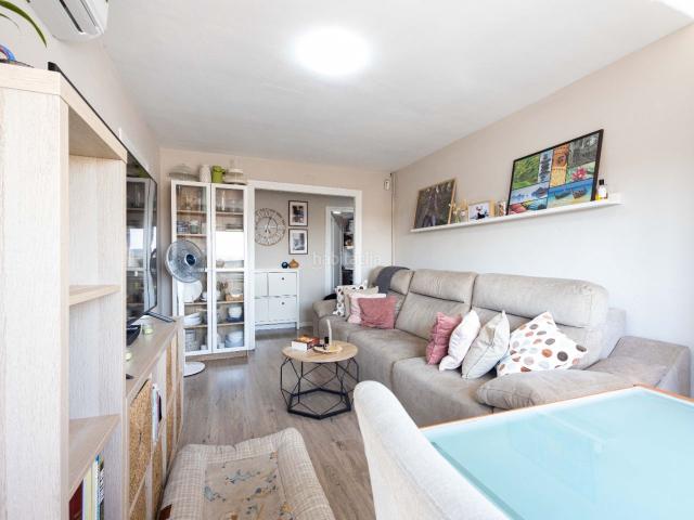 Piso en venta en Sant Sadurní d´Anoia. Piso de 3 habitaciones reformado con balcón. Pisos Sant Sadurní.
