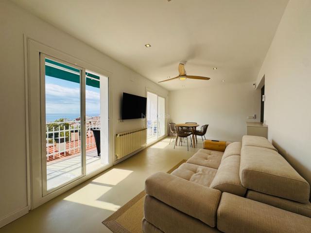Piso en venta en Sant Pol de Mar, Urbanitzacions. Piso con vistas al mar y terraza en Sant Pol de Mar. Pisos Sant Pol de.