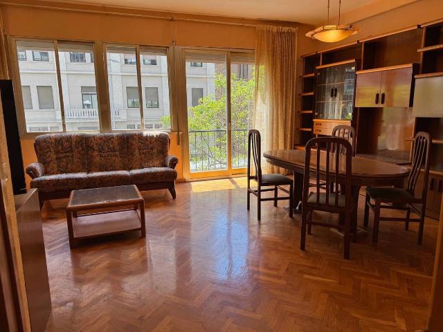Piso en Venta en Sant Pere, Sta. Caterina i la Ribera