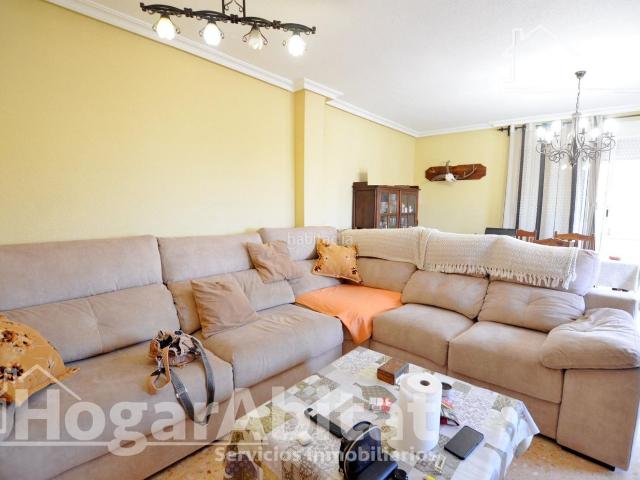 Piso en venta en Sant Vicent del Raspeig, Norte. MUY AMPLIO CON TERRAZA, GARAJE Y TRASTERO. Pisos Sant Vicent del.