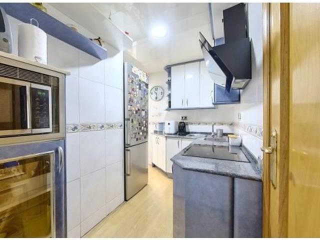 Piso en Venta en Santa Coloma de Gramanet, Barcelona