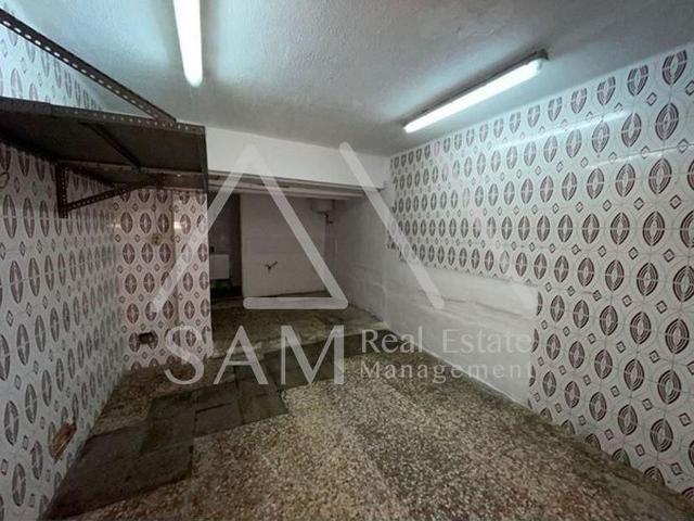 Piso en venta en Santa Coloma de Gramanet, de 45 m² 2 habitaciones por 75.000