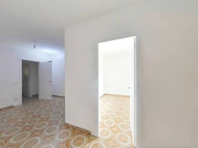 Piso en Venta en Santa Coloma de Gramenet