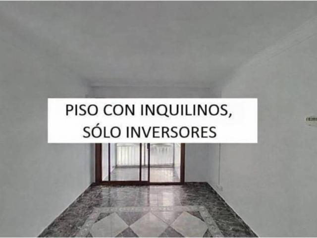 Piso en Venta en Santa Coloma de Gramenet