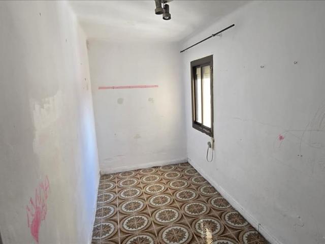 Piso en venta en Santa Coloma de Gramenet, Barcelona en Calle Roma