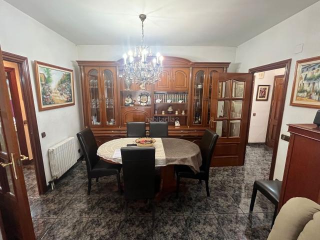 Piso en venta en Santa Coloma de Gramenet, Centre. AMPLIA VIVIENDA EN UBICACIÓN INMEJORABLE JUNTO A LAS RAMBLAS DE SANT SEBASTIÀN. Pisos Santa Coloma de.