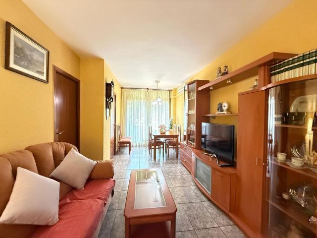 Piso en venta en Santa Coloma de Gramenet, Centre. Acogedor Piso en el Centro de Santa Coloma de Gramanet. Pisos Santa Coloma de.