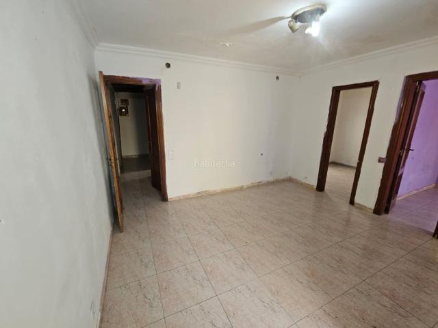 Piso en venta en Santa Coloma de Gramenet, Fondo. Solvia Inmobiliaria Piso Santa Coloma de Gramenet. Pisos Santa Coloma de.