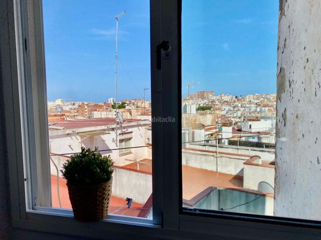 Piso en venta en Santa Coloma de Gramenet, Llatí. ÚLTIMA PLANTA LUMINOSA EN CALLE NÀPOLS SANTA COLOMA DE GRAMENET. Pisos Santa Coloma de.