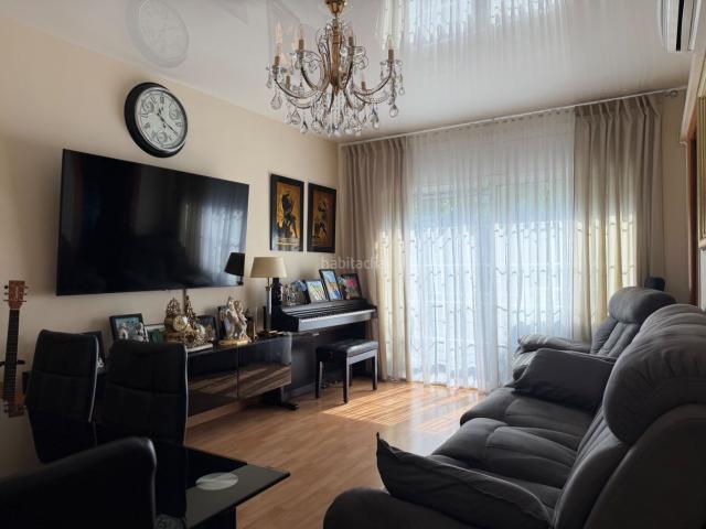 Piso en venta en Santa Coloma de Gramenet, Riu Nord. Piso totalmente reformado en una de las mejores zonas de Santa Coloma de Gramenet. Pisos Santa Coloma de.