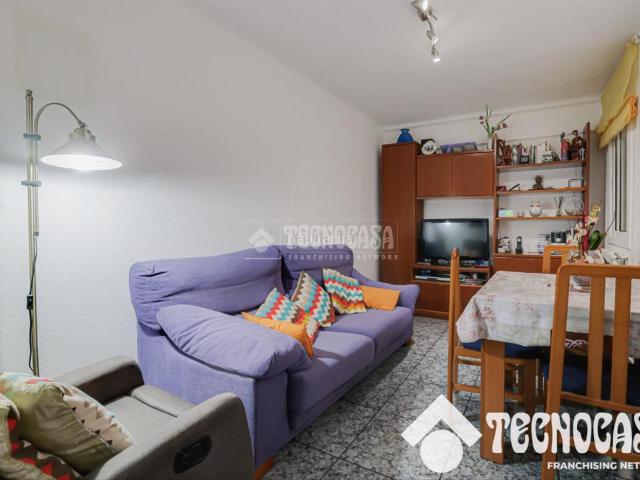Piso en venta en Santa Coloma de Gramenet, Singuerlín. Piso en venta en Santa coloma de gramenet. Pisos Santa Coloma de.