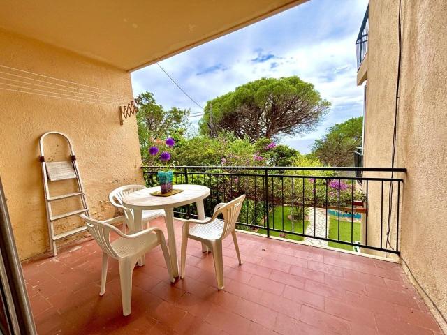 Piso en venta en Santa Cristina d´Aro, Rosamar. Piso con vistas al mar en Rosamar, Santa Cristina de Aro. Pisos Santa Cristina.
