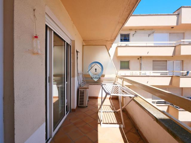 Piso en venta en Santa Cristina d´Aro, Santa Cristina Poble. Acogedor Piso Reformado en Santa Cristina dAro: Tercera planta y Terraza en la Costa Brava. Pisos Santa Cristina.