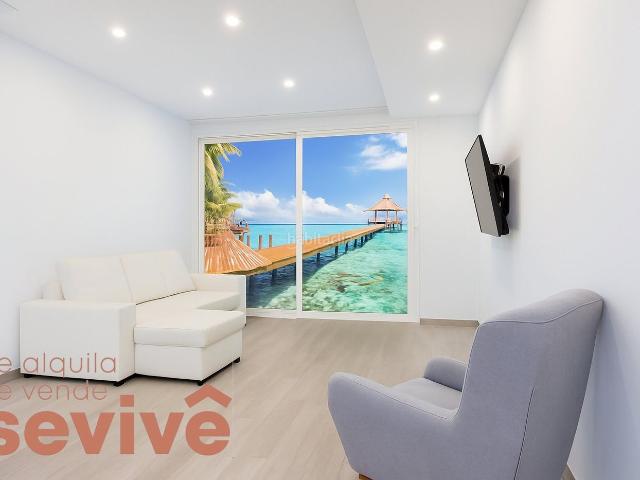 Piso en venta en Santa Cruz de Tenerife, Duggi Rambla Los Hoteles. Ático reformado en el centro de Santa Cruz Licencia de vivienda vacacional en vigor. Pisos Santa Cruz de.
