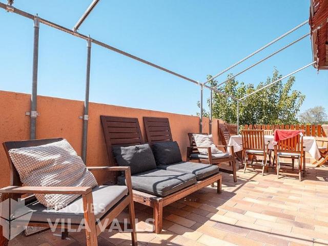 Piso en venta en Santa Eulàlia de Ronçana, de 150 m² 3 habitaciones por 320.000