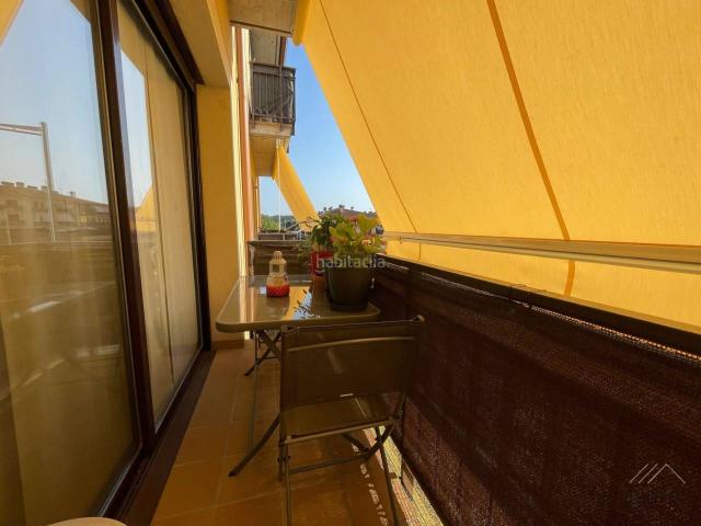 Piso en venta en Santa Eulàlia de Ronçana. Fabter Realty presenta luz, amplitud y confort en un piso de 3 habitaciones con suite y balcón. Pisos Santa Eulàlia de.
