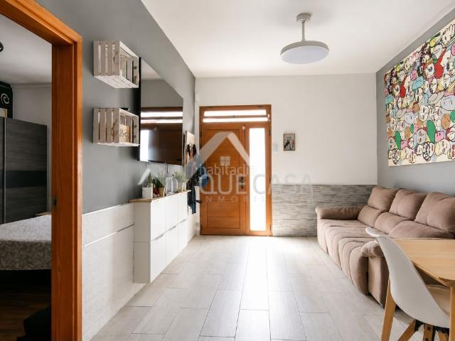 Piso en venta en Santa Lucía de Tirajana, Vecindario El Doctoral Cruce de Sardina. VT6209. CÉNTRICA VIVIENDA EN DOCTORAL. Pisos Santa Lucía de.